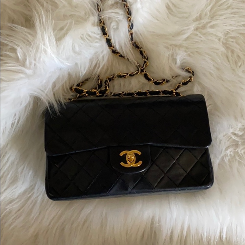 chanel double flap handbag
